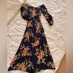 Billabong floral sun dress, super cute! Size large but runs small